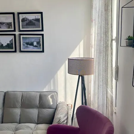 Bazaar Sun Rays Tirana