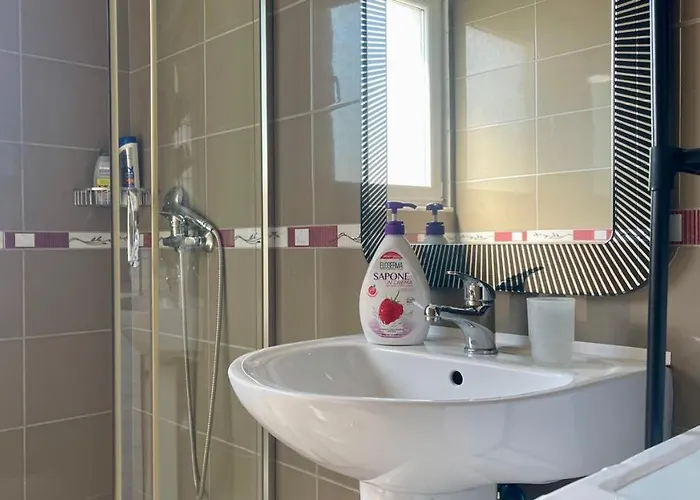 Bazaar Sun Rays Apartment Tirana