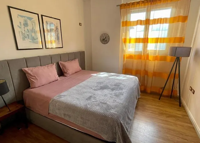 Apartment Bazaar Sun Rays Tirana